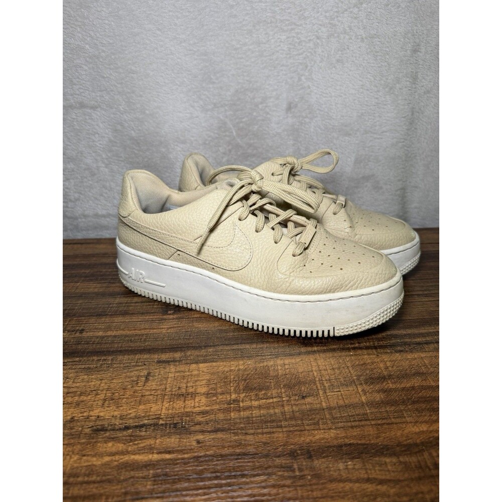 Nike Air Force 1 Sage Low 2 Womens Size 8.5 Beige White Athletic Shoes Sneakers